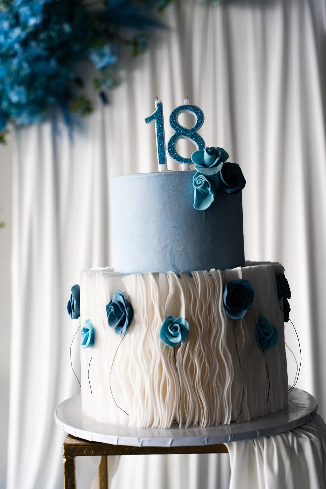 Torta scenografica per un diciottesimo compleanno